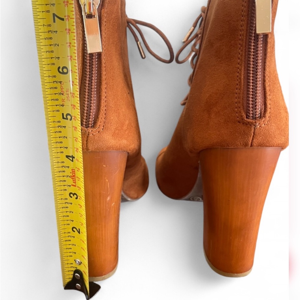 BAMBOO Tan Lace-Up Heeled‎ Boots - Picture 4 of 5